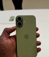 iPhone 17